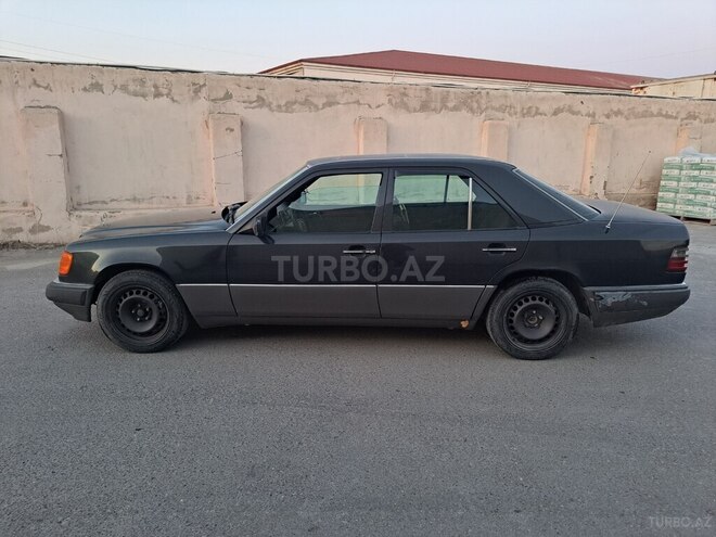 Mercedes E 200 1993, 352,524 km - 2.0 л - Bakı