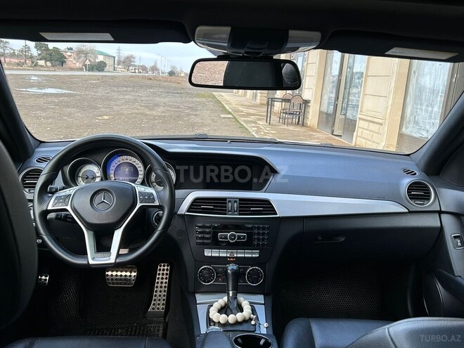 Mercedes C 250 2012, 215,652 km - 1.8 l - Bakı