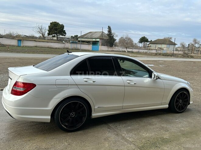 Mercedes C 250 2012, 215,652 km - 1.8 l - Bakı