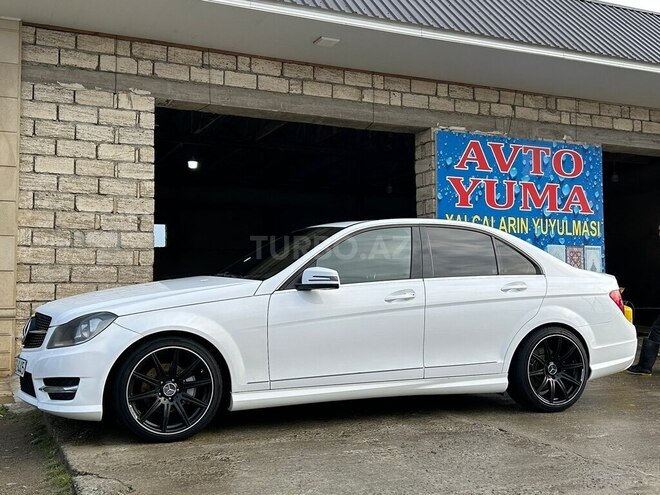 Mercedes C 250 2012, 215,652 km - 1.8 l - Bakı