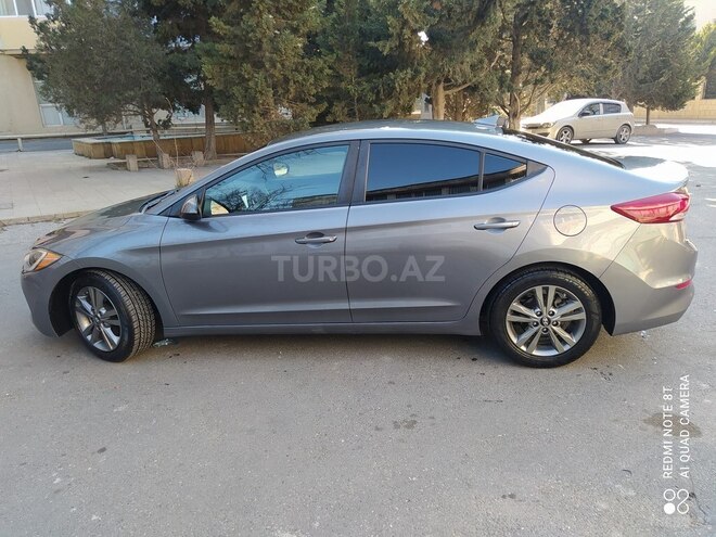 Hyundai Elantra 2018, 100,000 km - 2.0 l - Bakı