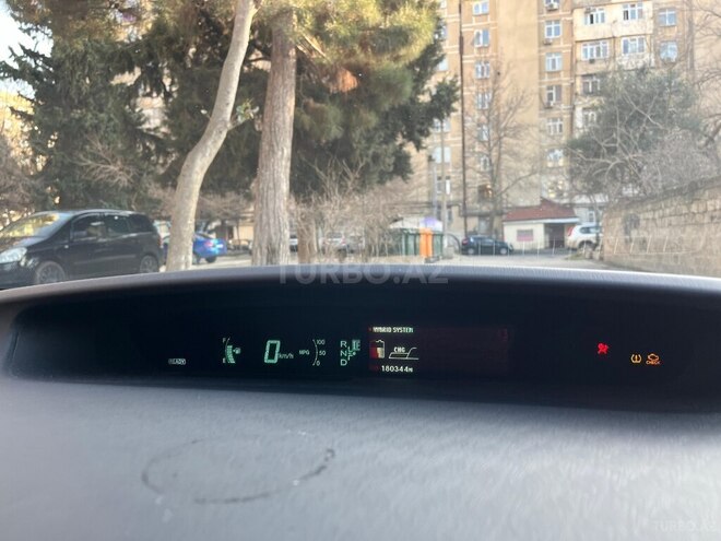 Toyota Prius 2013, 288,000 km - 1.8 l - Bakı