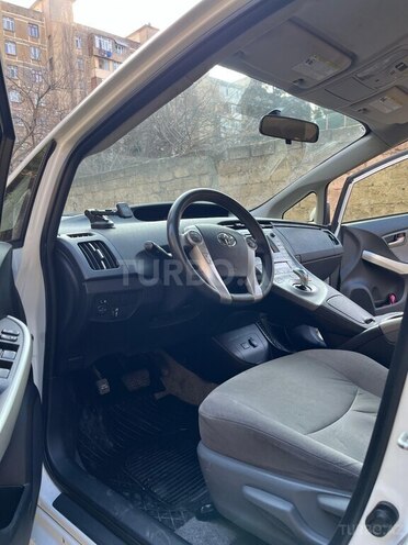 Toyota Prius 2013, 288,000 km - 1.8 l - Bakı