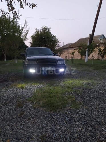 Mercedes C 230 1996, 130,000 km - 2.3 l - Şirvan