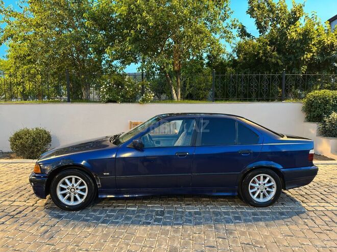 BMW 318 1998, 417,000 km - 1.8 l - Bakı