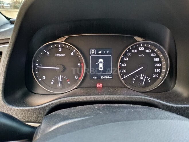 Hyundai Elantra 2015, 205,000 km - 1.6 l - Bakı