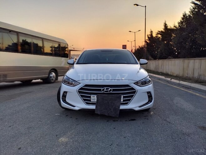 Hyundai Elantra 2015, 205,000 km - 1.6 l - Bakı