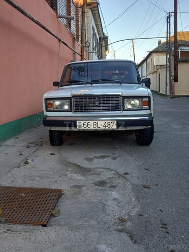 LADA (VAZ) 2107 2003, 12,345 km - 1.5 l - Ucar