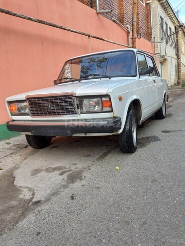 LADA (VAZ) 2107 2003, 12,345 km - 1.5 l - Ucar