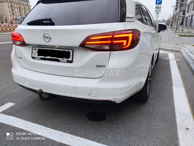 Opel Astra 2018, 207,000 km - 1.6 l - Bakı