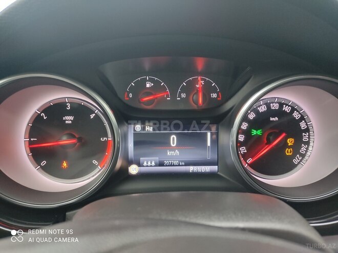 Opel Astra 2018, 207,000 km - 1.6 l - Bakı