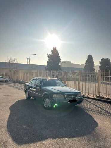 Mercedes C 220 1995, 352,000 km - 2.2 л - Bakı