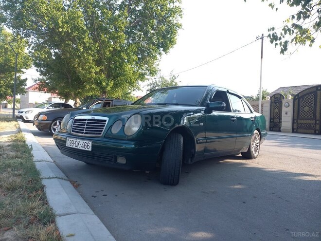 Mercedes E 230 1997, 569,785 km - 2.3 l - Quba