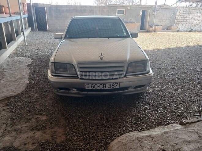 Mercedes C 220 1994, 530,000 km - 2.2 л - Tovuz