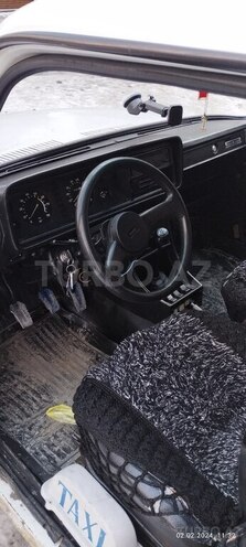 LADA (VAZ) 2107 2001, 999,654 km - 1.6 l - Quba
