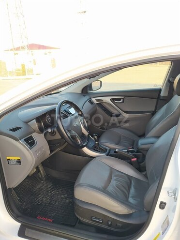 Hyundai Elantra 2014, 88,000 km - 1.8 l - Bakı