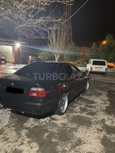 BMW 528 1998, 423,000 km - 2.8 l - Bakı