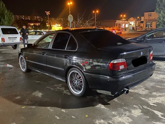 BMW 528 1998, 423,000 km - 2.8 l - Bakı
