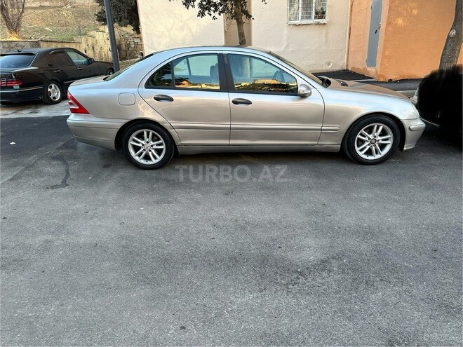 Mercedes C 180 2003, 354,000 km - 1.8 l - Bakı