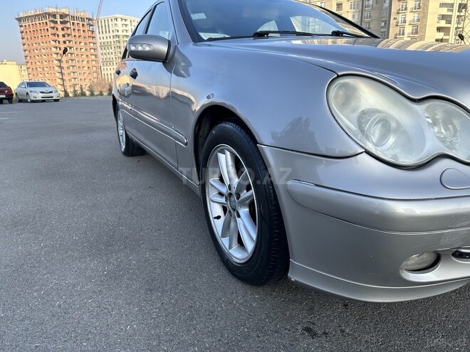 Mercedes C 180 2003, 354,000 km - 1.8 l - Bakı