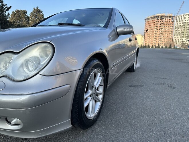 Mercedes C 180 2003, 354,000 km - 1.8 l - Bakı