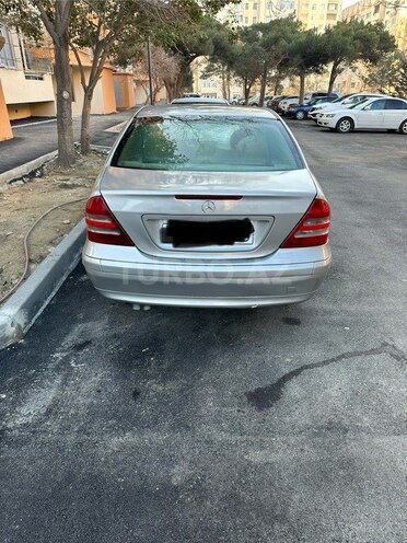 Mercedes C 180 2003, 354,000 km - 1.8 l - Bakı