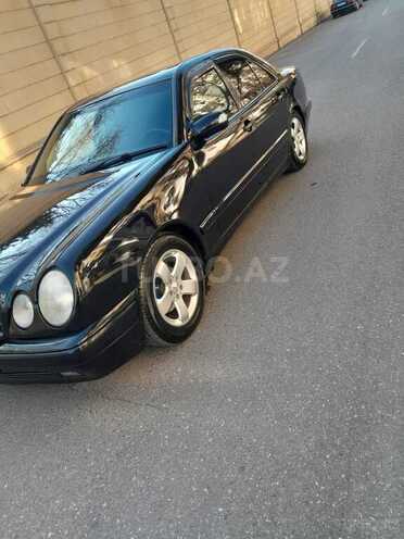 Mercedes E 200 1999, 384,000 km - 2.0 l - Bakı