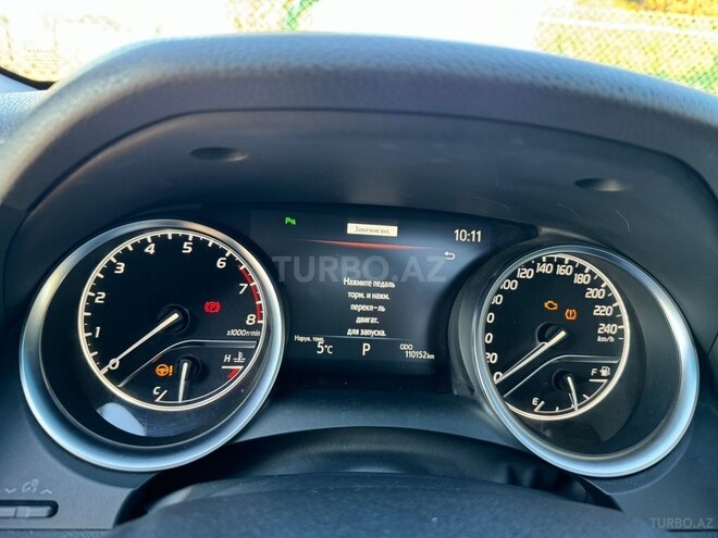 Toyota Camry 2019, 110,000 km - 2.5 l - Gəncə
