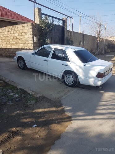 Mercedes E 250 1990, 350,000 km - 2.5 л - Bakı