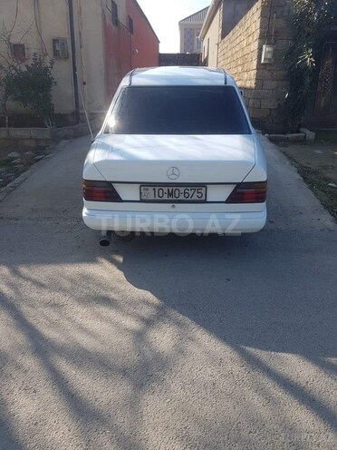 Mercedes E 250 1990, 350,000 km - 2.5 л - Bakı