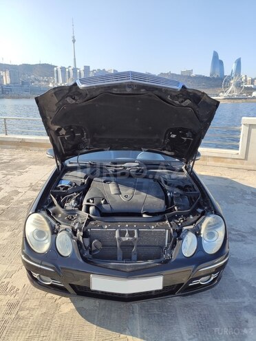 Mercedes E 220 2007, 260,000 km - 2.2 l - Bakı