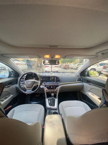 Hyundai Elantra 2018, 103,200 km - 2.0 l - Bakı