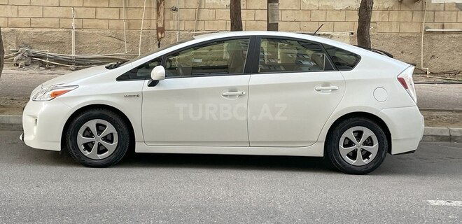 Toyota Prius 2015, 164,000 km - 1.8 l - Bakı