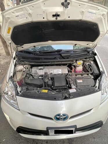 Toyota Prius 2015, 164,000 km - 1.8 l - Bakı