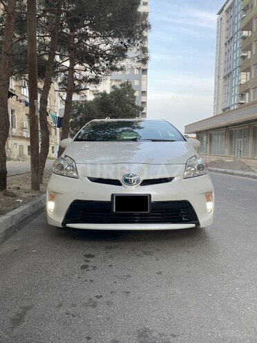 Toyota Prius 2015, 164,000 km - 1.8 l - Bakı