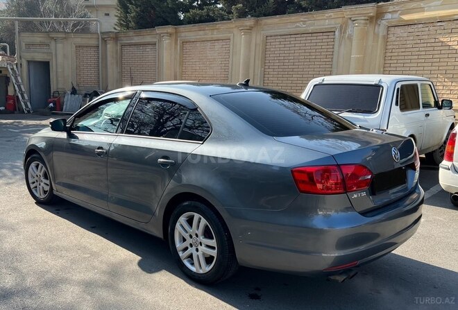 Volkswagen Jetta 2013, 180,000 km - 1.8 l - Bakı