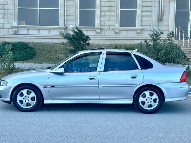 Opel Vectra 1999, 298,578 km - 2.0 l - Sumqayıt