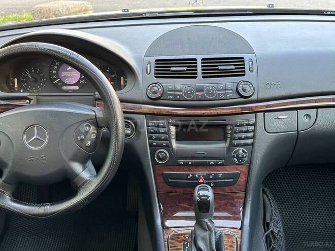 Mercedes E 220 2005, 410,000 km - 2.2 l - Yevlax