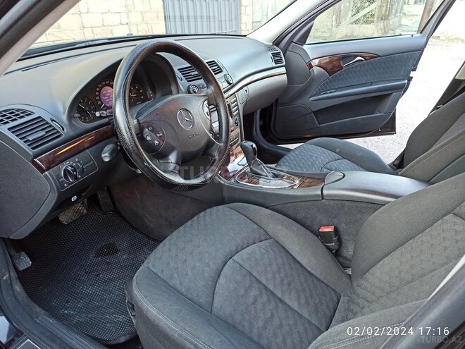 Mercedes E 220 2005, 410,000 km - 2.2 l - Yevlax