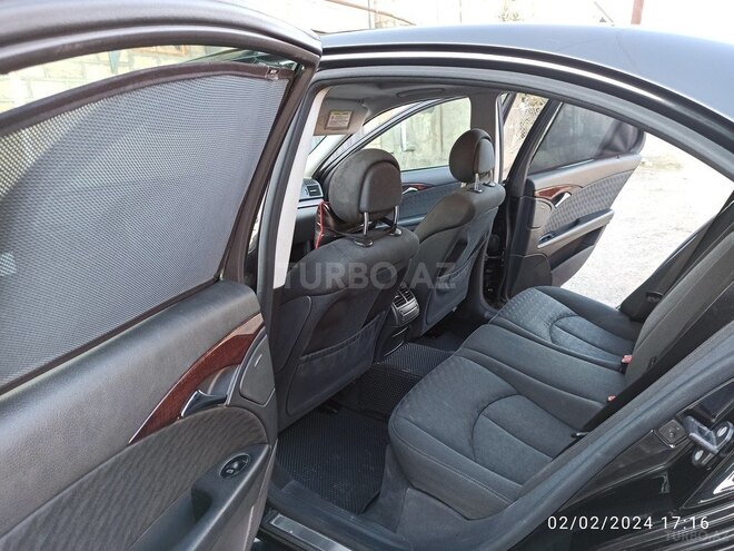 Mercedes E 220 2005, 410,000 km - 2.2 l - Yevlax
