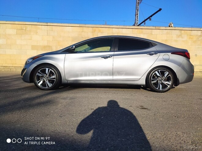 Hyundai Elantra 2015, 53,000 km - 1.8 l - Bakı