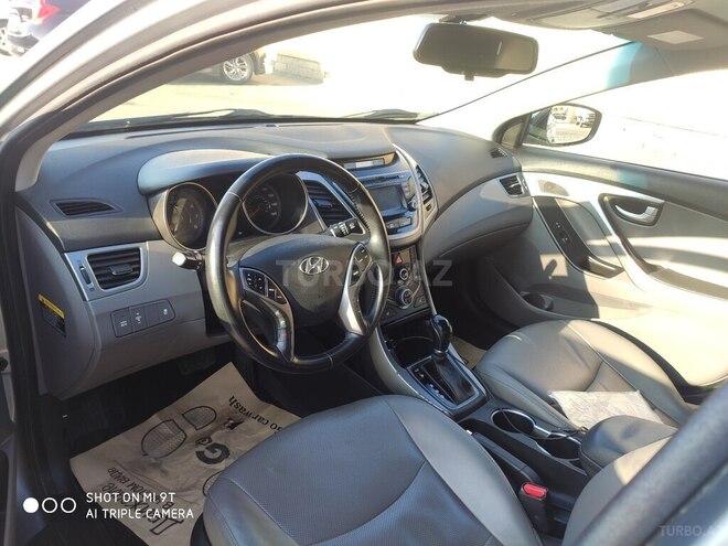 Hyundai Elantra 2015, 53,000 km - 1.8 l - Bakı
