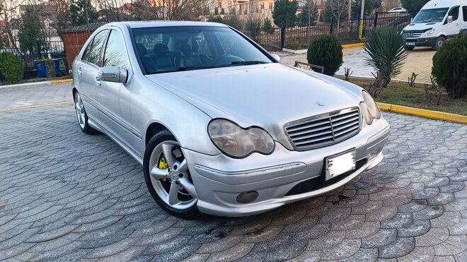 Mercedes C 230 2005, 322,000 km - 2.5 л - Bakı