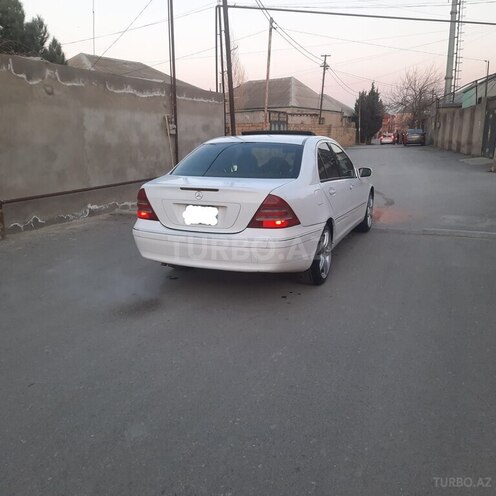Mercedes C 240 2000, 354,000 km - 2.4 л - Bakı