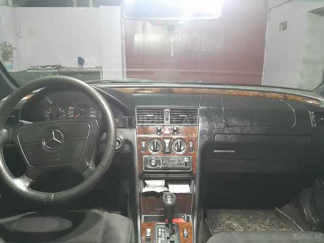 Mercedes C 180 1997, 422,000 km - 1.8 l - Şəki
