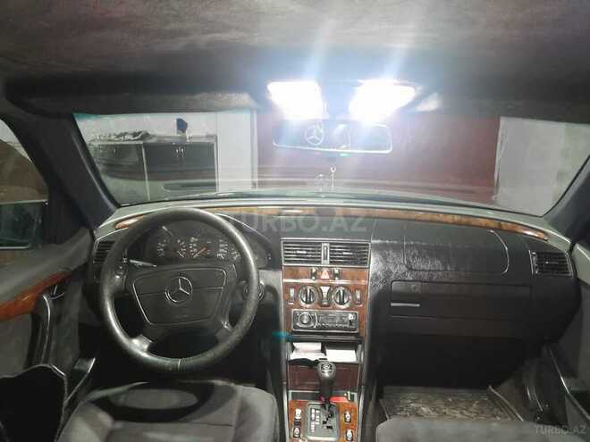 Mercedes C 180 1997, 422,000 km - 1.8 l - Şəki