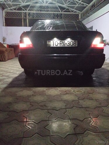 Mercedes C 180 1997, 422,000 km - 1.8 l - Şəki