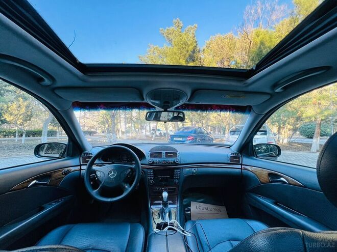 Mercedes E 240 2002, 274,000 km - 2.6 л - Bakı