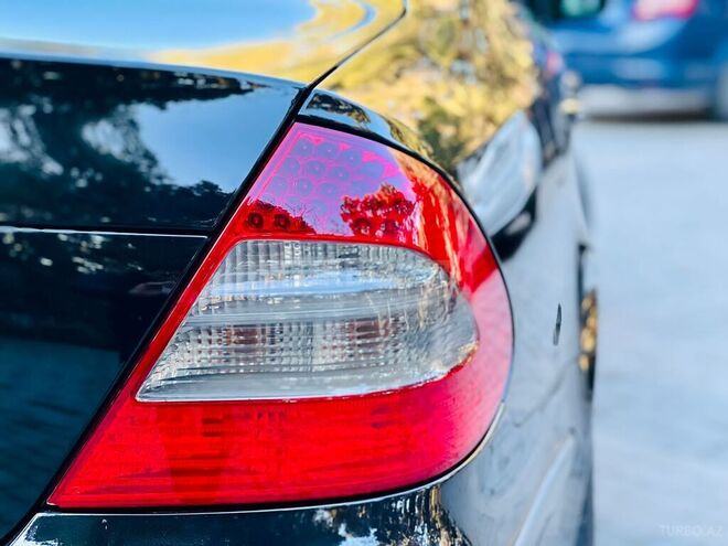 Mercedes E 240 2002, 274,000 km - 2.6 л - Bakı