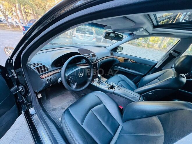 Mercedes E 240 2002, 274,000 km - 2.6 л - Bakı